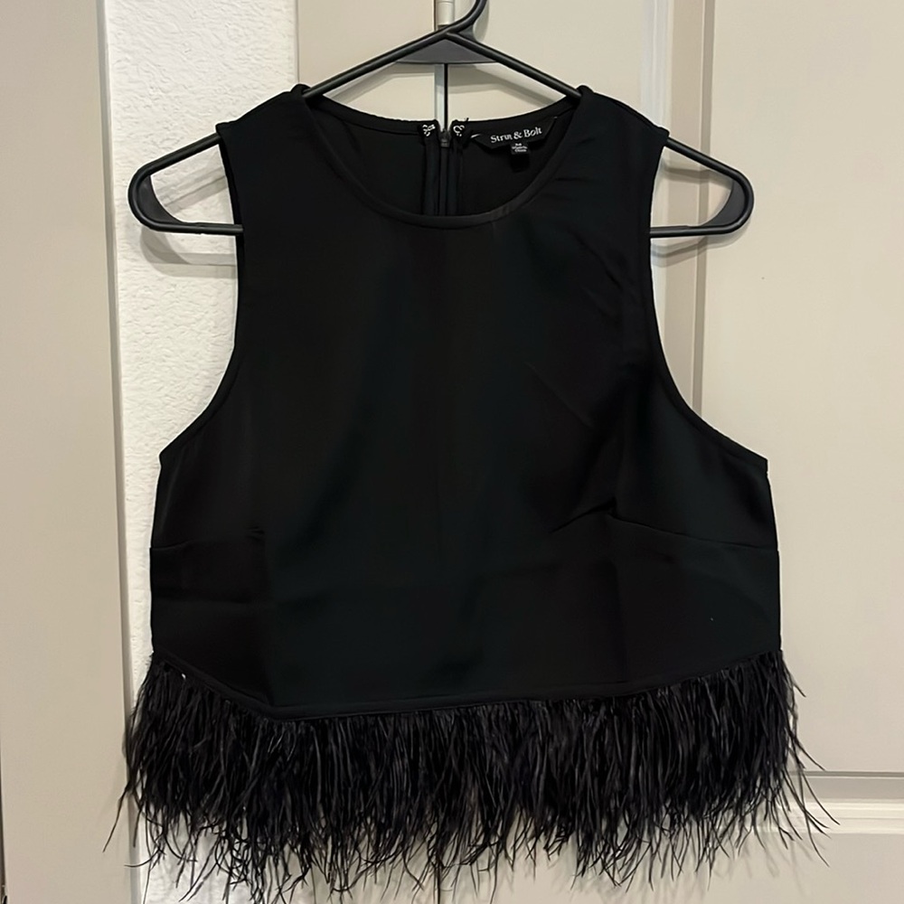 Strut & Bolt Black Top with Feather Detail Size M